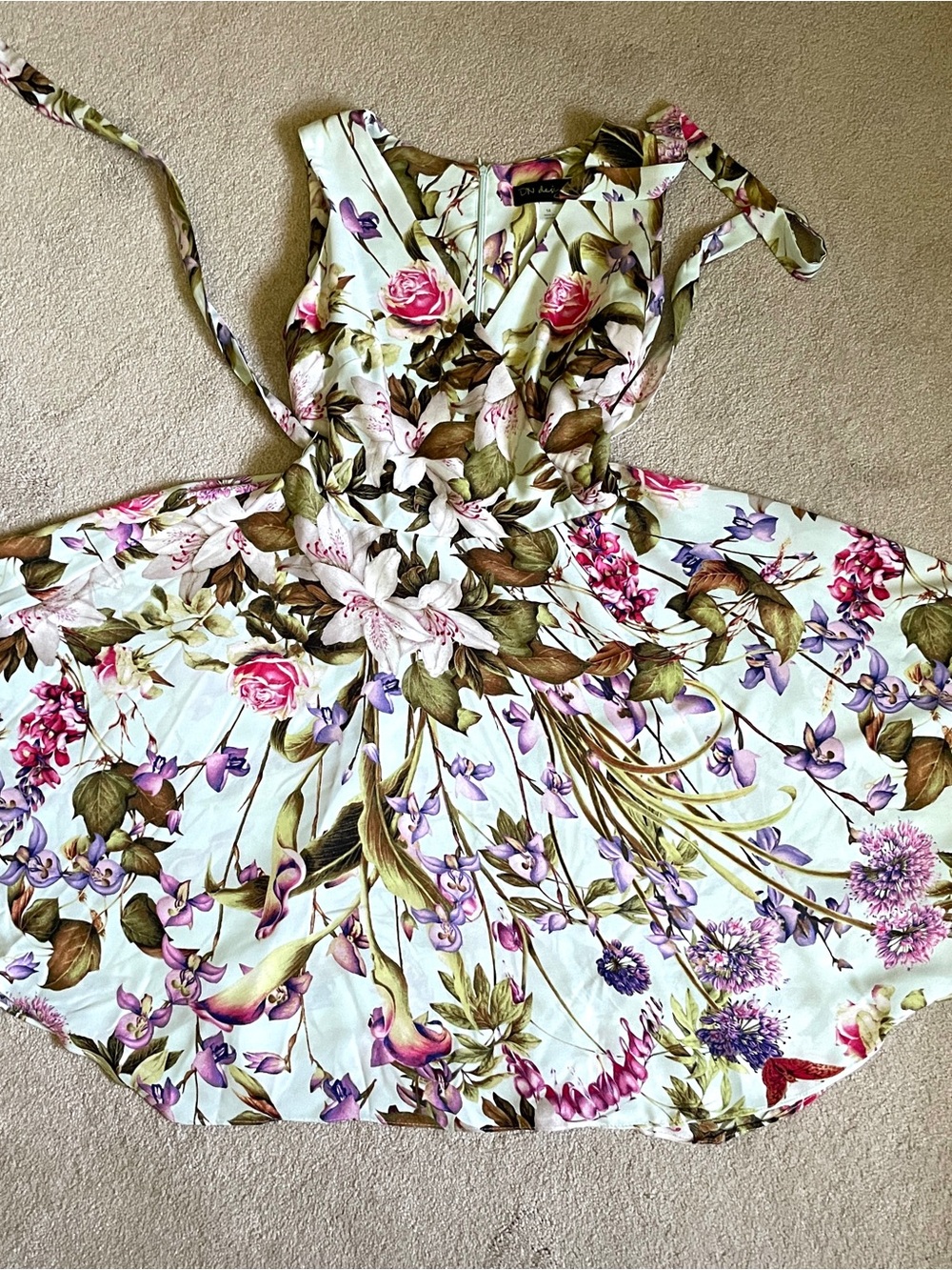 Floral Fit-and-Flare Dress in Delicate Mint Green w/Pink & Purple Blooms Sz 14